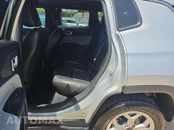 2025 Jeep Compass Latitude - miniatura 13