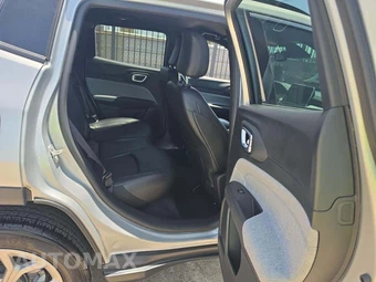 2025 Jeep Compass Latitude - miniatura 16