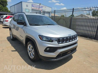2025 Jeep Compass Latitude - miniatura 4