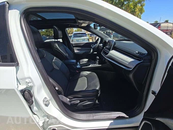 2025 Jeep Compass Latitude - miniatura 18