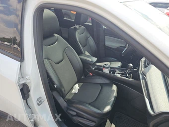 2025 Jeep Compass Latitude - miniatura 8