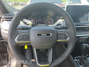 2025 Jeep Compass Latitude - miniatura 10