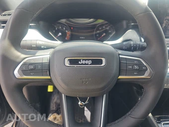 2025 Jeep Compass Latitude - miniatura 10