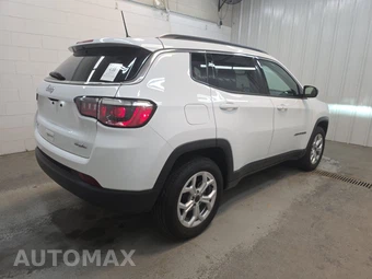 2025 Jeep Compass Latitude - miniatura 4
