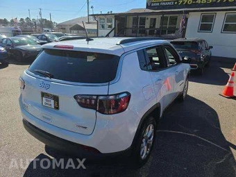 2025 Jeep Compass Latitude - miniatura 3