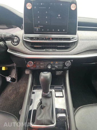 2025 Jeep Compass Latitude - miniatura 11
