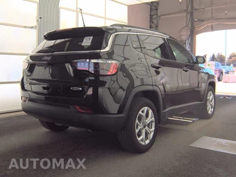 2025 Jeep Compass Latitude - miniatura 4