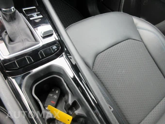 2025 Jeep Compass Latitude - miniatura 20