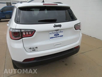 2025 Jeep Compass Latitude - miniatura 3