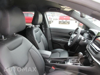 2025 Jeep Compass Latitude - miniatura 9