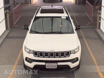 2025 Jeep Compass Latitude - miniatura 2