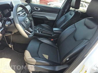 2025 Jeep Compass Latitude - miniatura 7