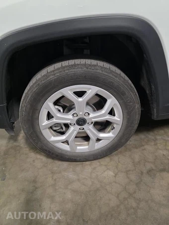 2025 Jeep Compass Latitude - miniatura 8