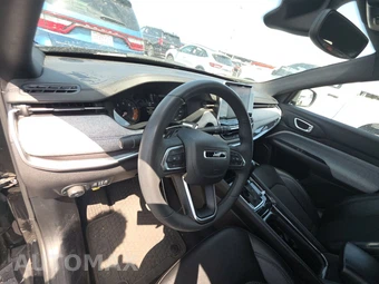 2025 Jeep Compass Latitude - miniatura 11
