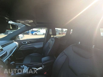 2025 Jeep Compass Latitude - miniatura 17
