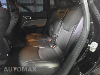 2025 Jeep Compass Latitude - miniatura 10