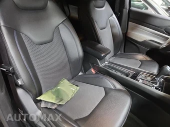 2025 Jeep Compass Latitude - miniatura 17