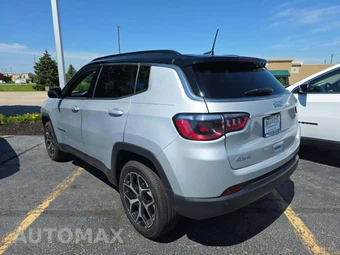 2025 Jeep Compass Limited - miniatura 2