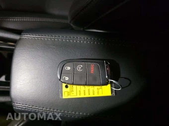 2025 Jeep Compass Limited - miniatura 8