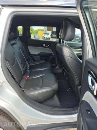 2025 Jeep Compass Limited - miniatura 13