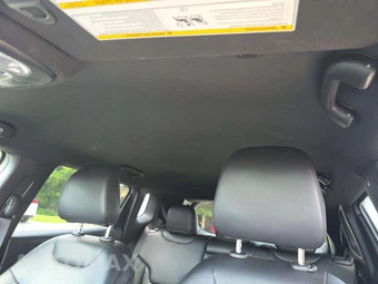 2025 Jeep Compass Limited - miniatura 8