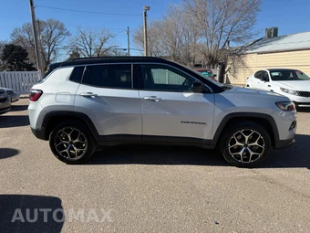 2025 Jeep Compass Limited - miniatura 4