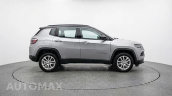 2025 Jeep Compass Limited - miniatura 8