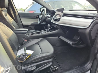 2025 Jeep Compass Limited - miniatura 8