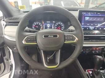 2025 Jeep Compass Limited - miniatura 10