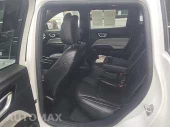 2025 Jeep Compass Limited - miniatura 13