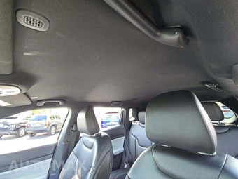2025 Jeep Compass Limited - miniatura 8