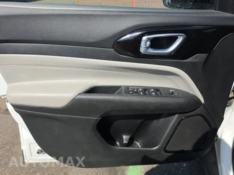 2025 Jeep Compass Limited - miniatura 9