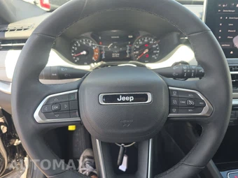 2025 Jeep Compass Limited - miniatura 10