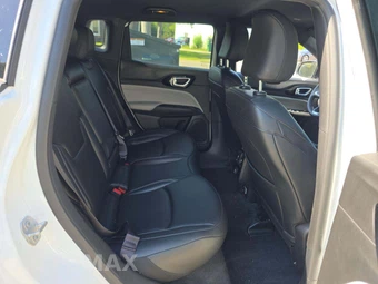 2025 Jeep Compass Limited - miniatura 16