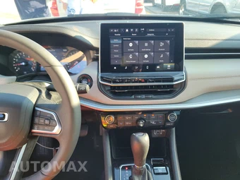 2025 Jeep Compass Limited - miniatura 11