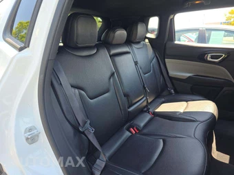 2025 Jeep Compass Limited - miniatura 16