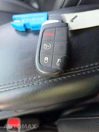 2025 Jeep Compass Limited - miniatura 8
