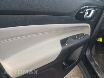 2025 Jeep Compass Limited - miniatura 9