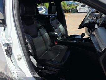 2025 Jeep Compass Limited - miniatura 18
