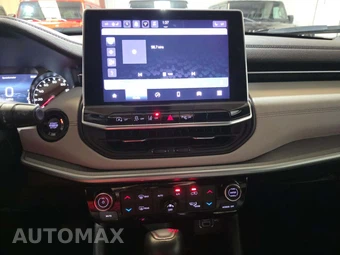 2025 Jeep Compass Limited - miniatura 10