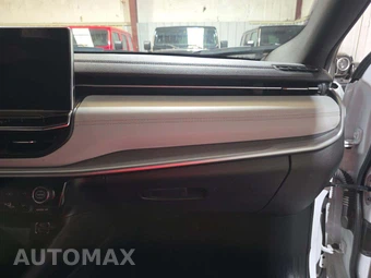 2025 Jeep Compass Limited - miniatura 19