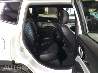 2025 Jeep Compass Limited - miniatura 16