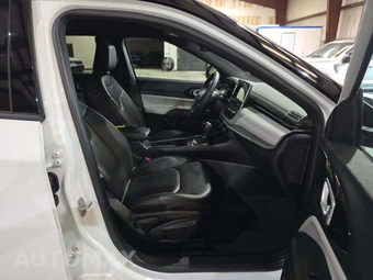 2025 Jeep Compass Limited - miniatura 18