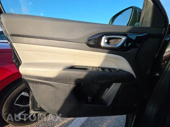 2025 Jeep Compass Limited - miniatura 9