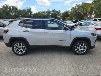 2025 Jeep Compass Limited - miniatura 4