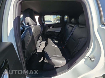 2025 Jeep Compass Limited - miniatura 10