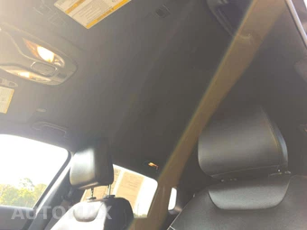 2025 Jeep Compass Limited - miniatura 8