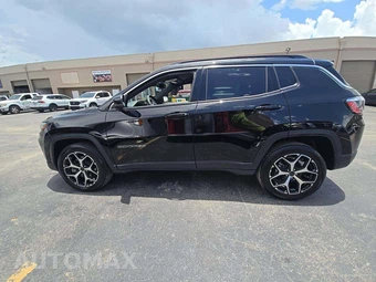 2025 Jeep Compass Limited - miniatura 2