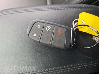 2025 Jeep Compass Limited - miniatura 8