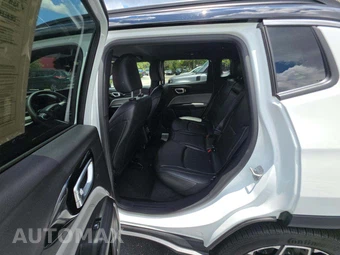 2025 Jeep Compass Limited - miniatura 13
